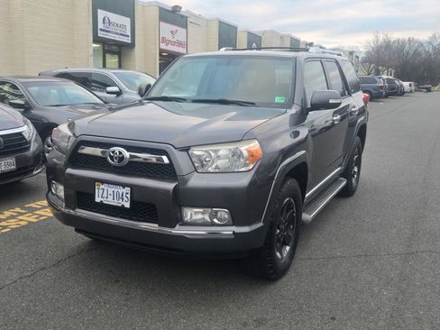 Used 2011 Toyota 4Runner Trail image 2