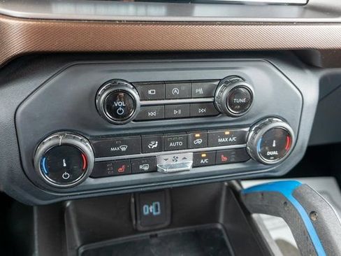 Used 2022 Ford Bronco Outer Banks AWD/4WD image 25