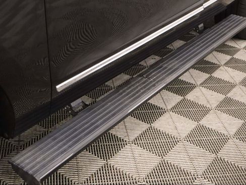 Used 2024 Lincoln Navigator Premiere image 25