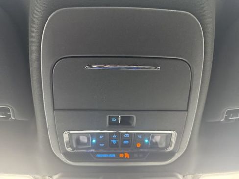 Certified 2025 Ford F150 Platinum w/ Equipment Group 702A High AWD/4WD image 14