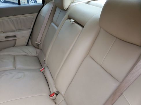 Used 2005 Cadillac STS image 25