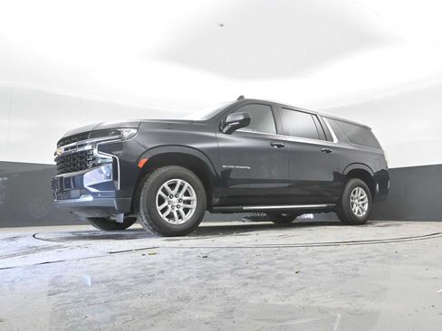Used 2022 Chevrolet Suburban LS AWD/4WD image 51
