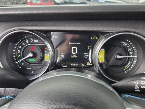 Used 2021 Jeep Wrangler Unlimited Rubicon 4xe AWD/4WD image 35
