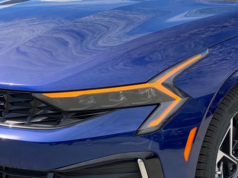 New 2026 Kia K5 EX image 8