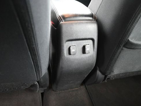 Used 2023 Nissan Kicks SV FWD image 13
