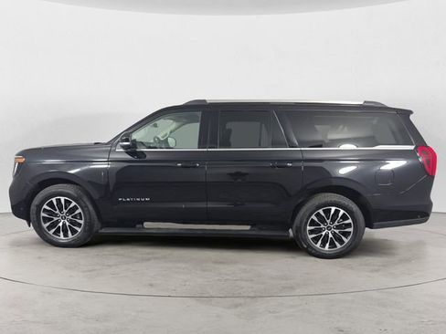 Certified 2025 Ford Expedition Max Platinum AWD/4WD image 2
