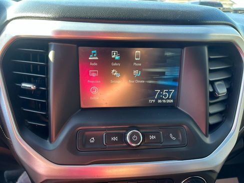 Used 2018 GMC Acadia SLE AWD/4WD image 18
