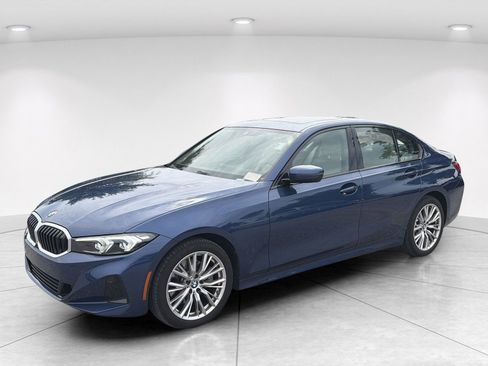 Used 2023 BMW 330i Sedan w/ Premium Package RWD image 8