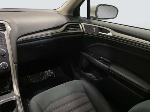 Used 2017 Ford Fusion S w/ Equipment Group 101A FWD image 21