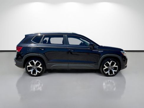 Used 2022 Volkswagen Taos SEL AWD/4WD image 6