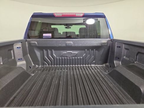 Used 2020 Chevrolet Silverado 1500 LT w/ LT Value Package AWD/4WD image 29