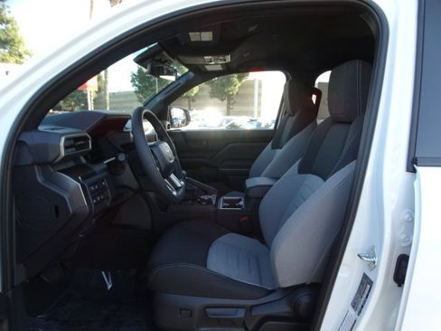 New 2026 Toyota 4Runner TRD Off-Road image 10