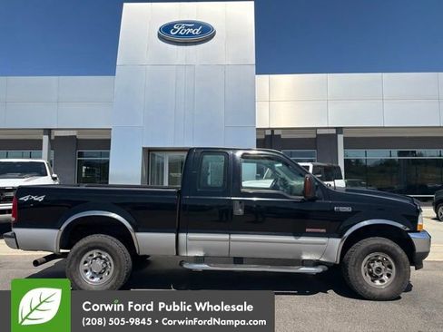 Used 2003 Ford F250 XLT AWD/4WD image 4