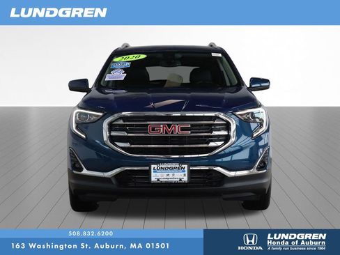 Used 2020 GMC Terrain SLT image 2
