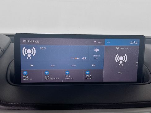 Used 2023 Acura MDX SH-AWD w/ Technology Package image 21