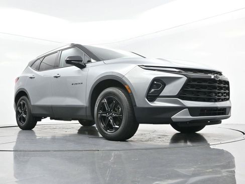 Used 2024 Chevrolet Blazer LT w/ Convenience Package FWD image 39