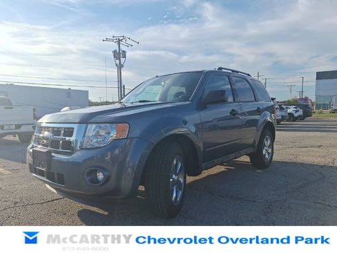 Used 2011 Ford Escape XLT AWD/4WD image 3