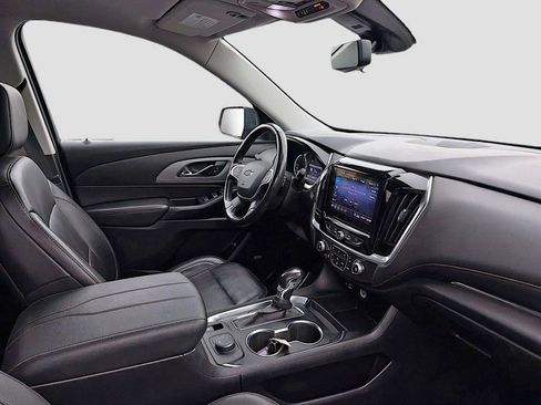Used 2021 Chevrolet Traverse RS image 20