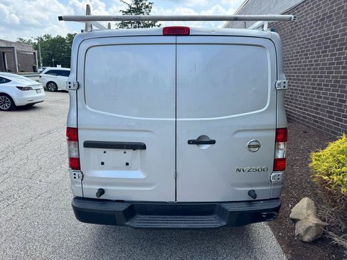 Used 2018 Nissan NV 2500 S RWD image 28