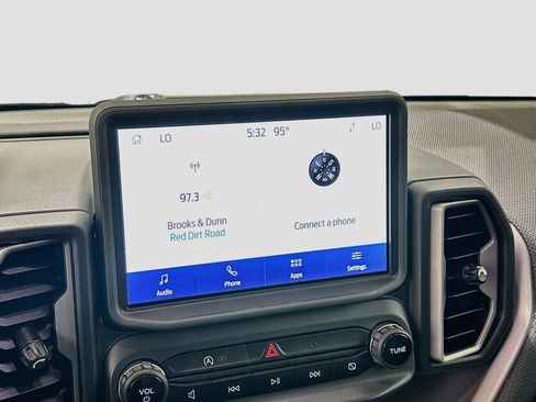 Used 2023 Ford Bronco Sport Outer Banks w/ Tech Package AWD/4WD image 14