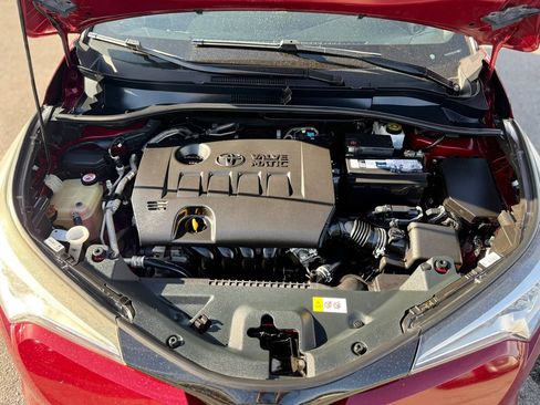 Used 2018 Toyota C-HR XLE FWD image 14