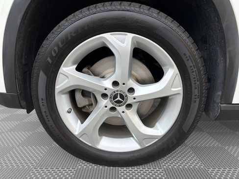 Used 2020 Mercedes-Benz GLA 250 4MATIC image 18