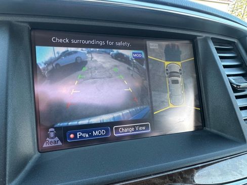 Used 2016 INFINITI QX80 Limited AWD 4dr SUV image 19