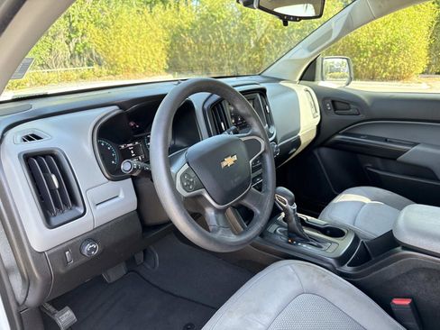 Used 2022 Chevrolet Colorado W/T w/ WT Convenience Package RWD image 20