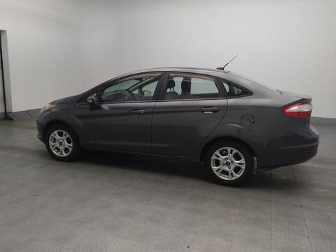Used 2016 Ford Fiesta SE FWD image 3