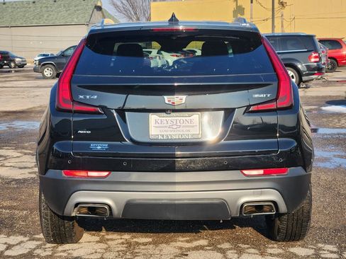 Used 2023 Cadillac XT4 Premium Luxury image 6