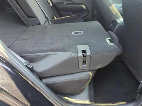 Used 2025 Hyundai Kona SEL FWD image 25