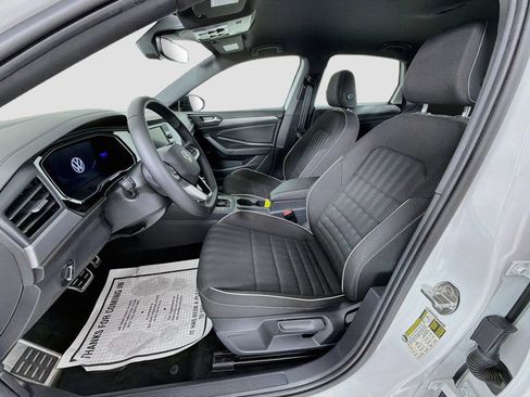 Certified 2023 Volkswagen Jetta Sport FWD image 19