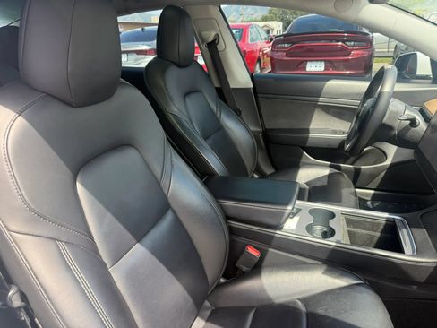 Used 2021 Tesla Model 3 Standard Range Plus RWD image 27