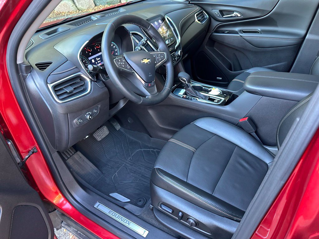 Used 2024 Chevrolet Equinox Premier FWD image 10
