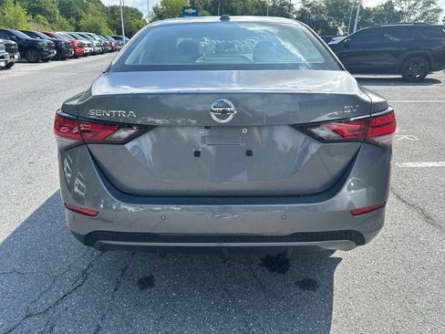 Used 2023 Nissan Sentra SV FWD image 6