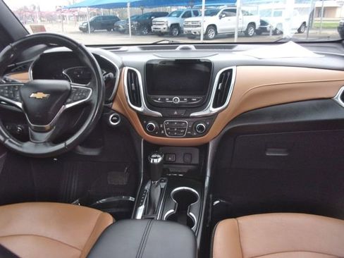 Used 2018 Chevrolet Equinox Premier image 23