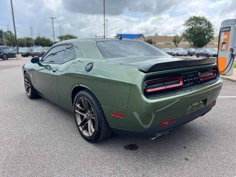 Used 2022 Dodge Challenger R/T Scat Pack w/ Dynamics Package RWD image 11