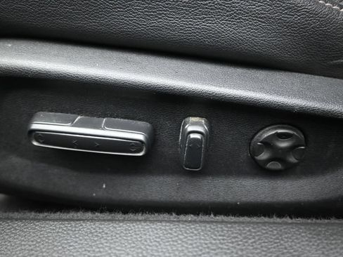 Used 2019 Honda Accord Sport image 11