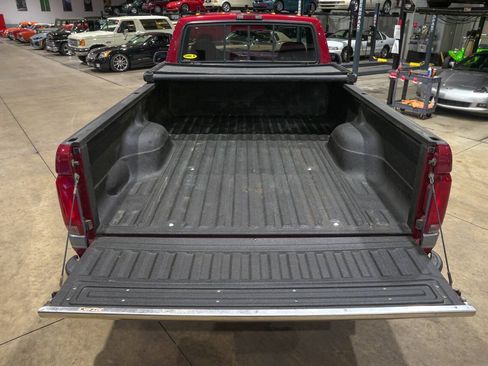 Used 1997 Ford F250 2WD Regular Cab Heavy Duty image 39
