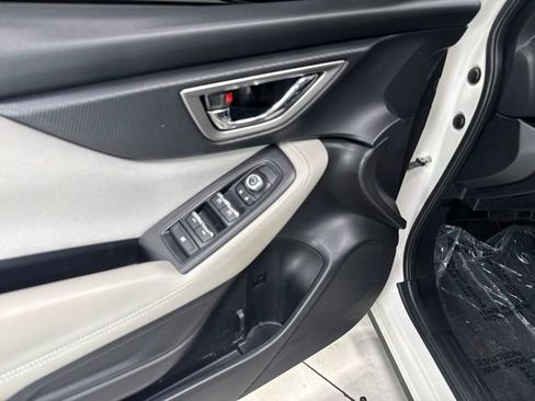Used 2019 Subaru Forester Premium w/ All-Weather Package AWD/4WD image 12