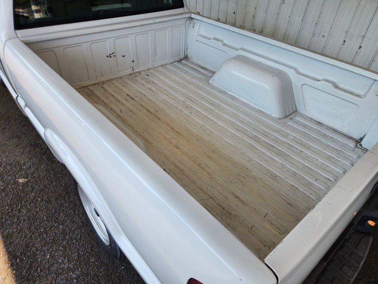 Used 2002 Chevrolet S10 Pickup 2WD Regular Cab image 9