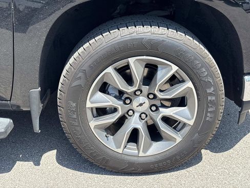 Used 2019 Chevrolet Silverado 1500 LT w/ All-Star Edition AWD/4WD image 10
