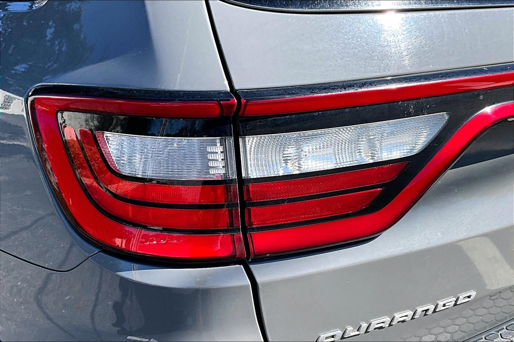 Used 2023 Dodge Durango SXT RWD image 23