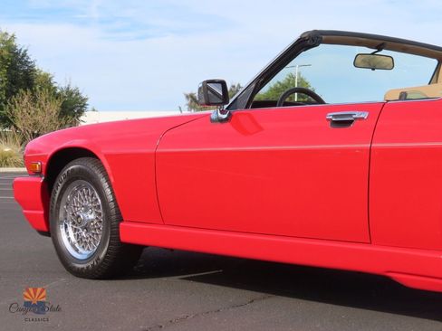 Used 1990 Jaguar XJS V12 Convertible image 22