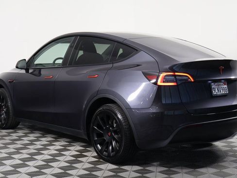 Used 2024 Tesla Model Y Long Range image 6