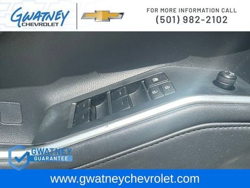 Used 2022 Toyota Highlander XLE AWD/4WD image 20