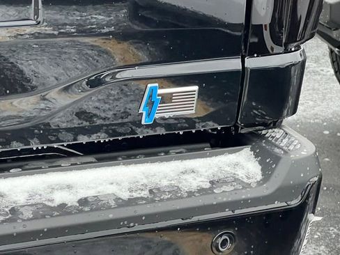 New 2025 Ford F150 Lightning XLT image 6