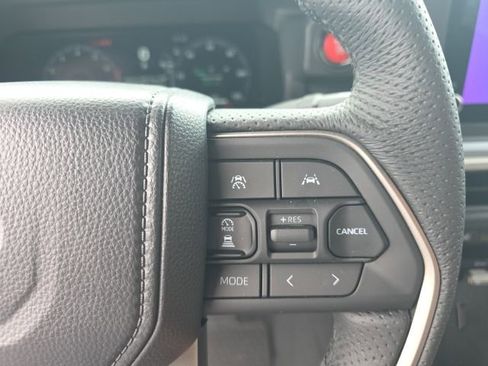 Certified 2025 Toyota Tacoma TRD Sport image 19