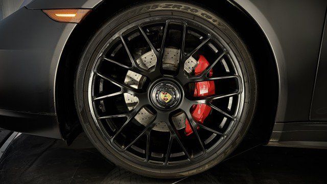 Used 2016 Porsche 911 Carrera GTS RWD image 35