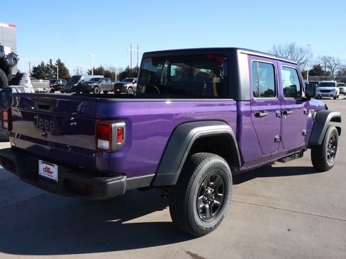 New 2026 Jeep Gladiator Sport image 19